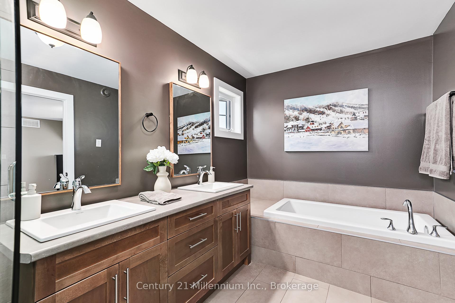 Photo 25 of 135 Sycamore Street, Blue Mountains — HOMEH