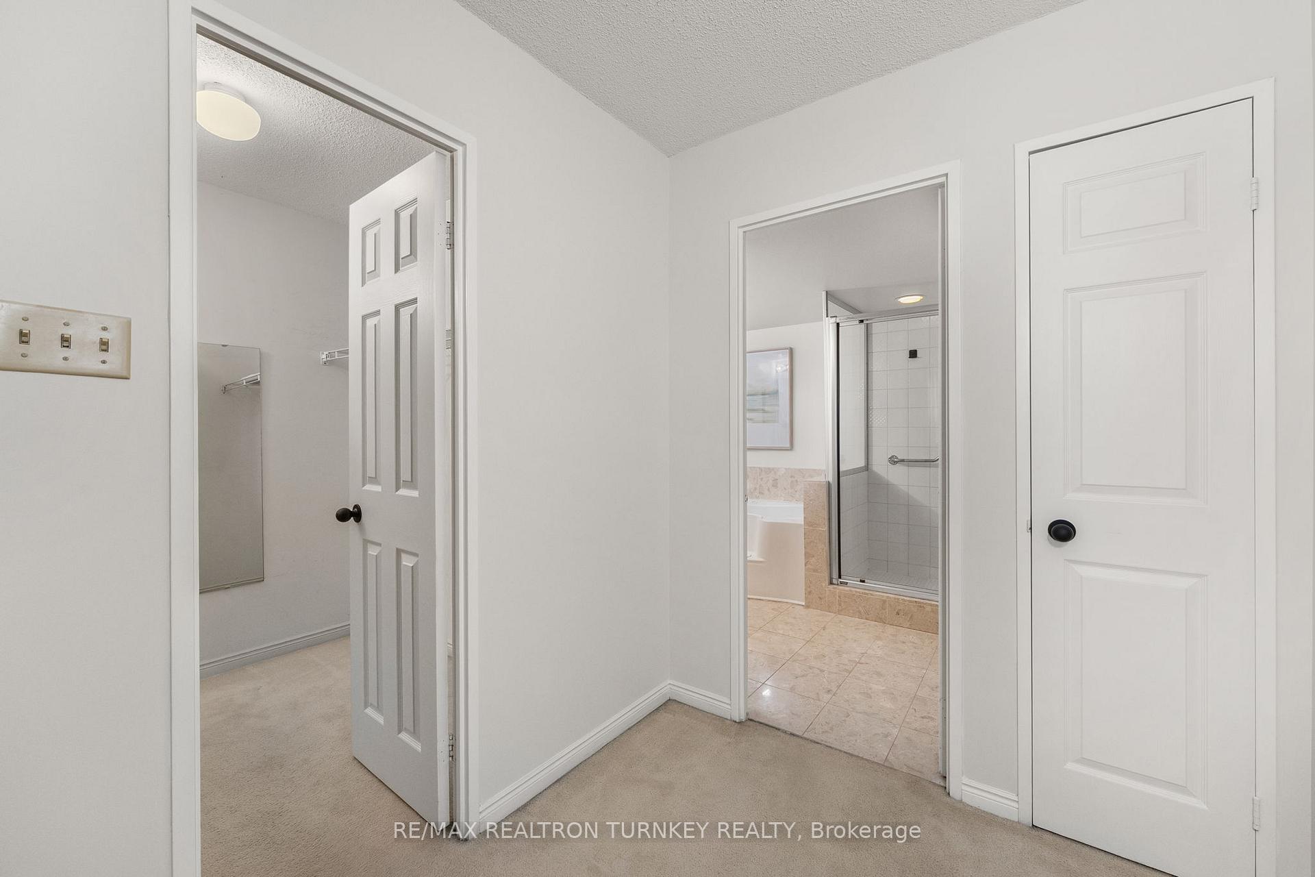 Photo 17 of Unit 114, 14924 Yonge Street, Aurora, Aurora Highlands — HOMEH