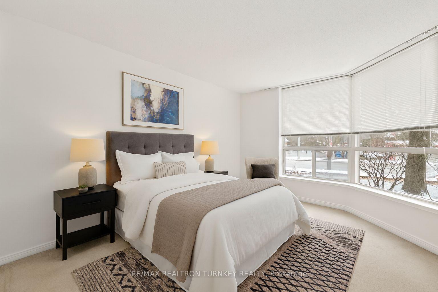 Photo 20 of Unit 114, 14924 Yonge Street, Aurora, Aurora Highlands — HOMEH