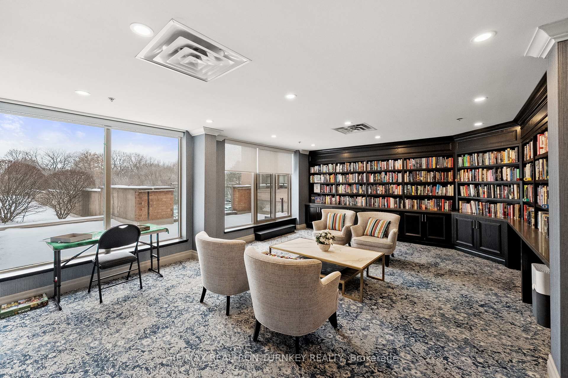 Photo 30 of Unit 114, 14924 Yonge Street, Aurora, Aurora Highlands — HOMEH
