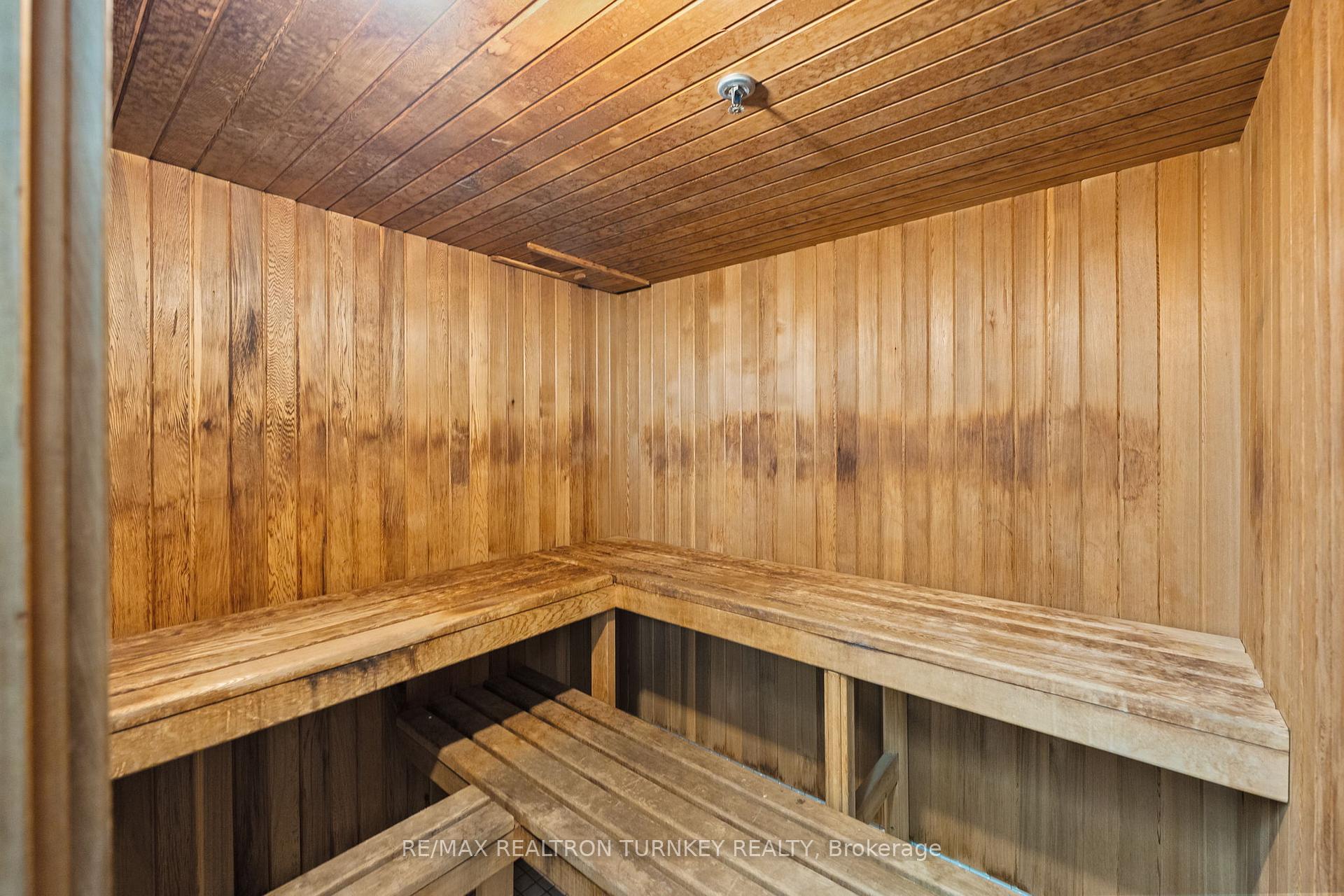 Photo 37 of Unit 114, 14924 Yonge Street, Aurora, Aurora Highlands — HOMEH