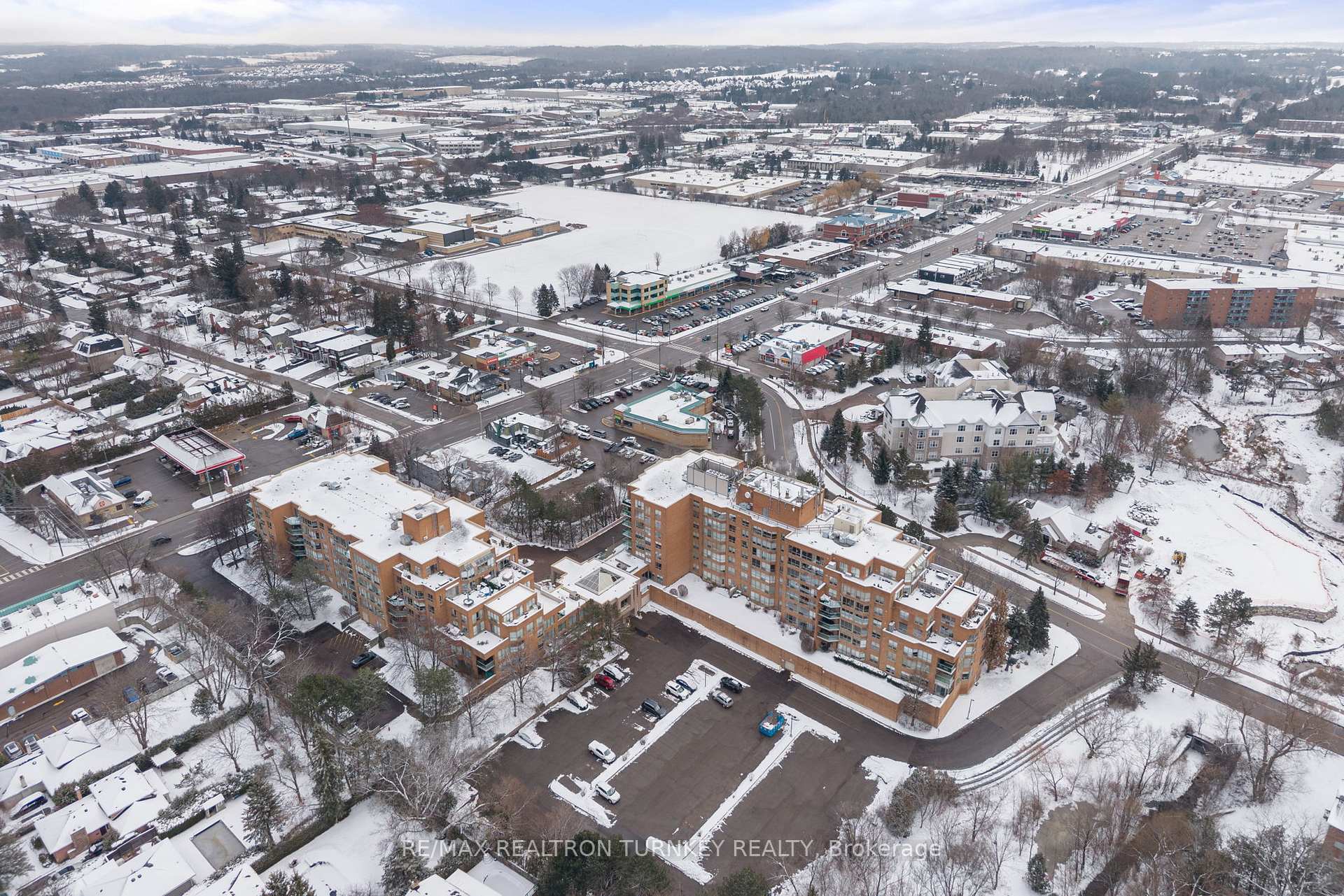 Photo 41 of Unit 114, 14924 Yonge Street, Aurora, Aurora Highlands — HOMEH