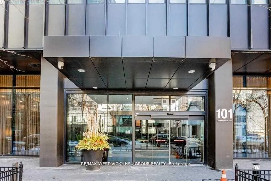 Photo 3 of Unit 619, 101 Charles Street E, Toronto, Church-Yonge Corridor — HOMEH