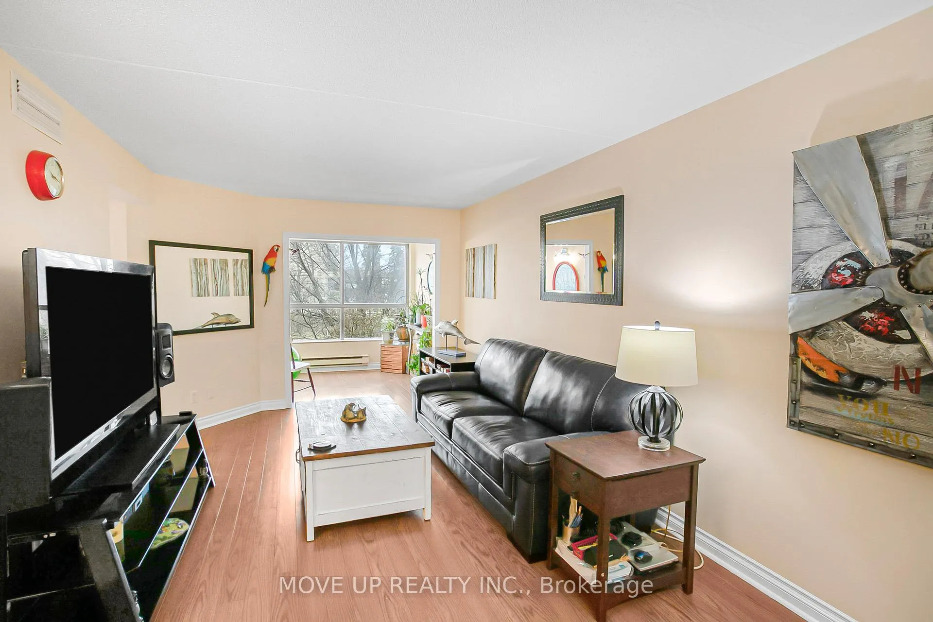 Photo 9 of Unit 203, 249 Major Mackenzie Drive E, Richmond Hill, Harding — HOMEH