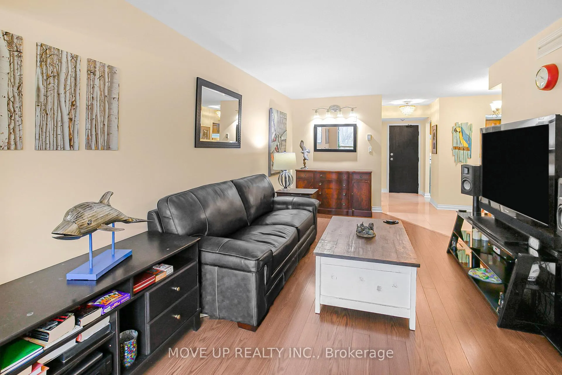 Photo 10 of Unit 203, 249 Major Mackenzie Drive E, Richmond Hill, Harding — HOMEH