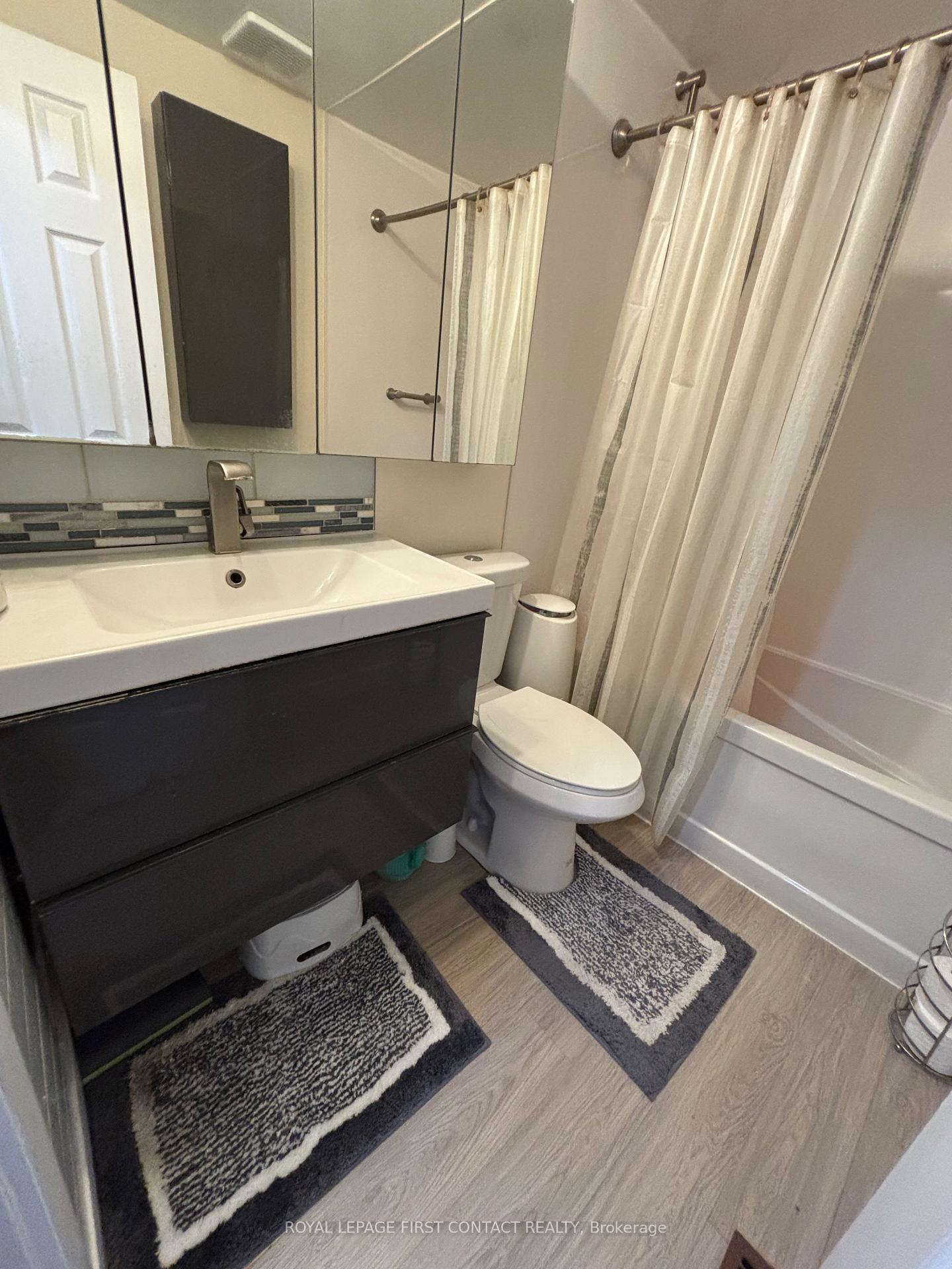 Photo 25 of 43 Delaney Crescent, Barrie, Northwest — HOMEH
