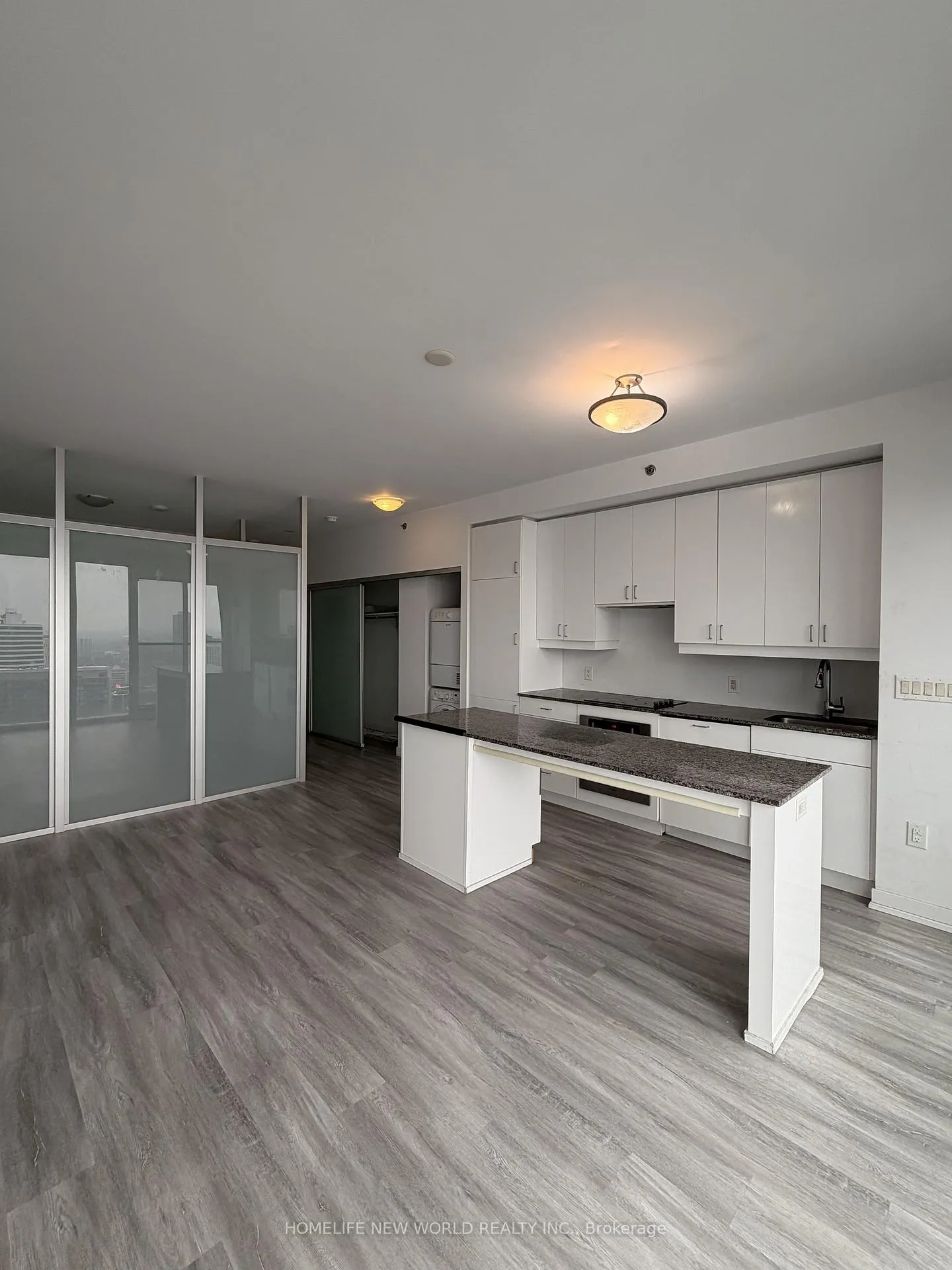 Photo 6 of Unit 3909, 426 University Avenue, Toronto, Kensington-Chinatown — HOMEH