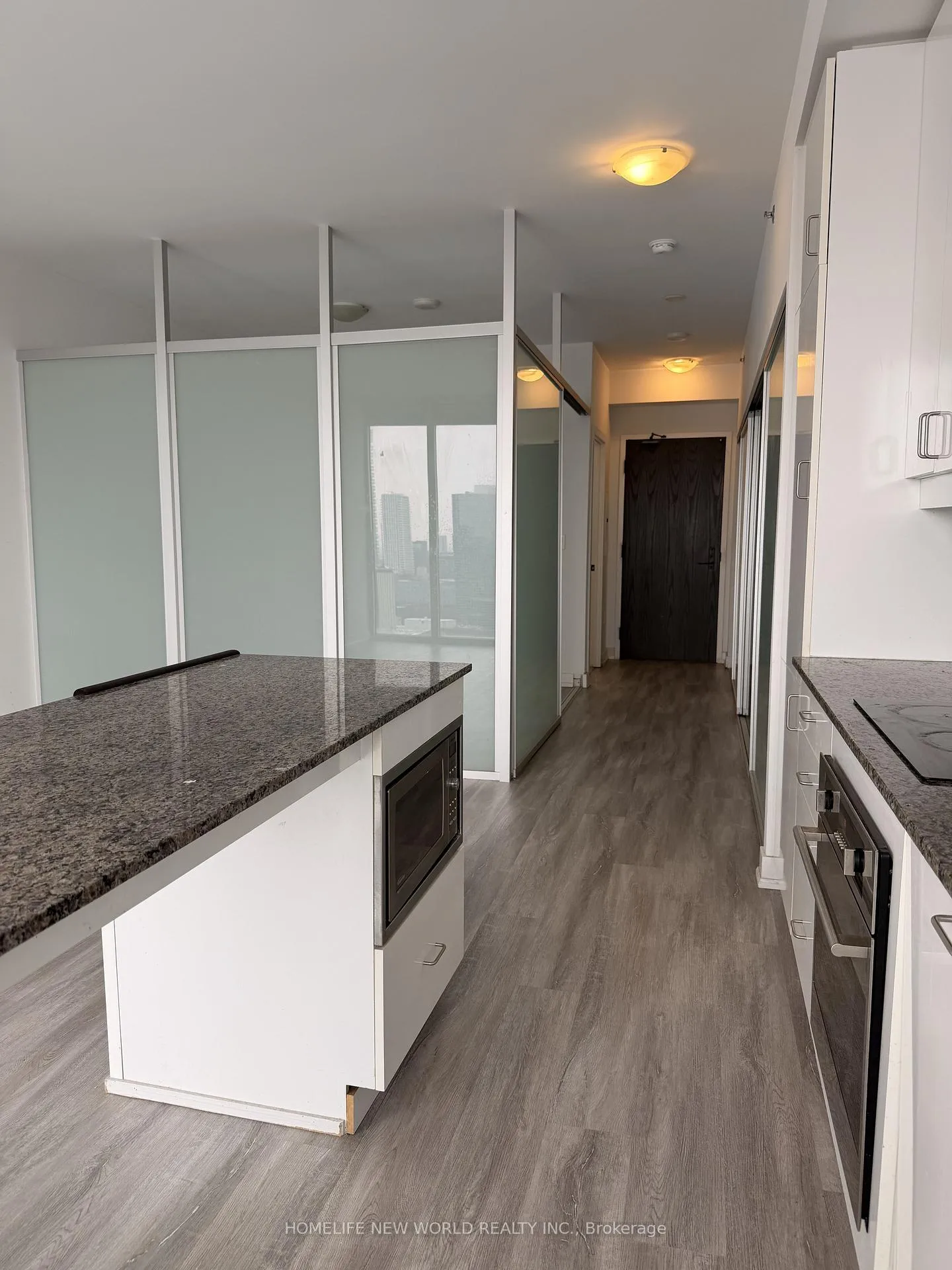 Photo 7 of Unit 3909, 426 University Avenue, Toronto, Kensington-Chinatown — HOMEH