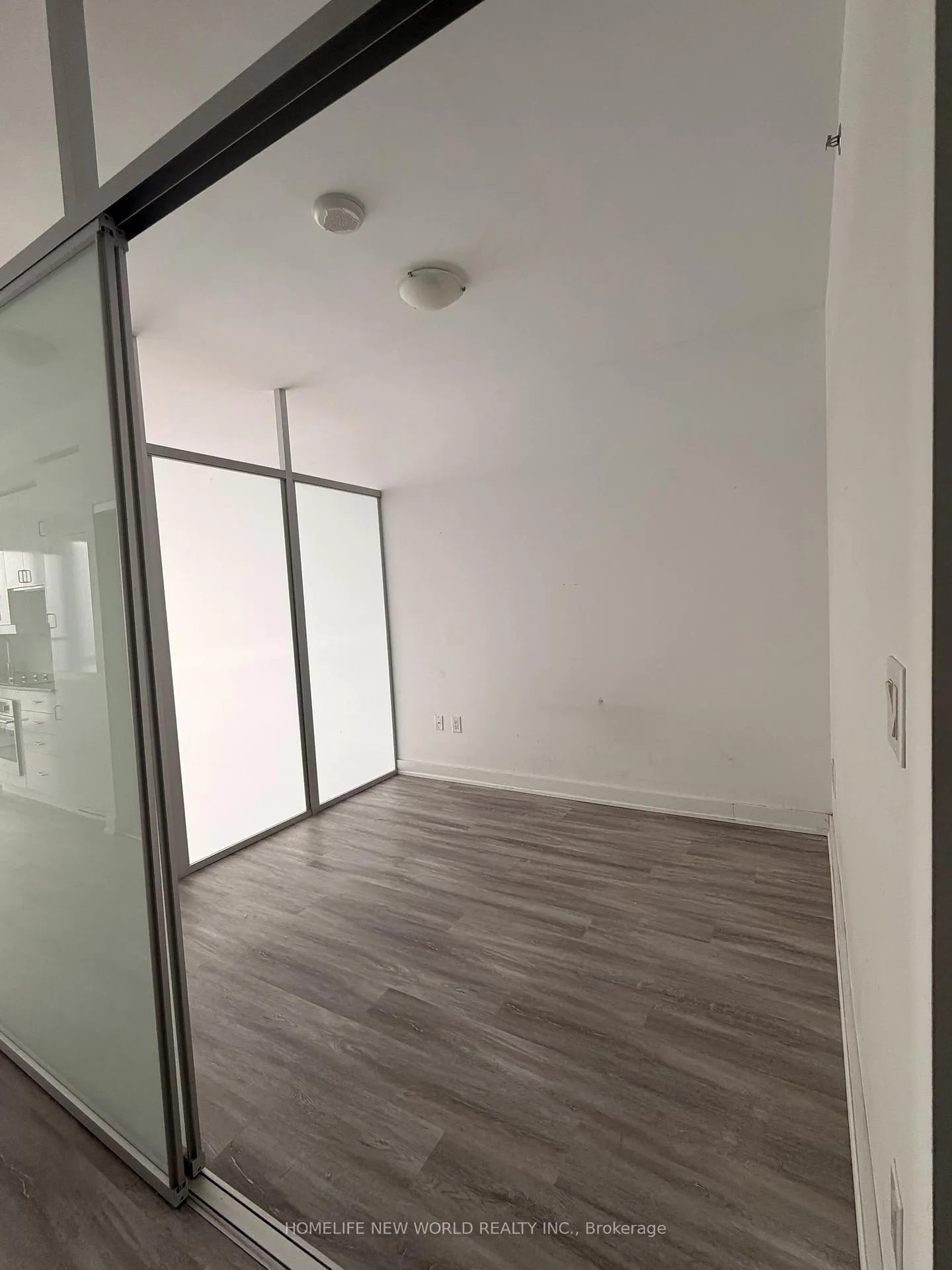 Photo 9 of Unit 3909, 426 University Avenue, Toronto, Kensington-Chinatown — HOMEH
