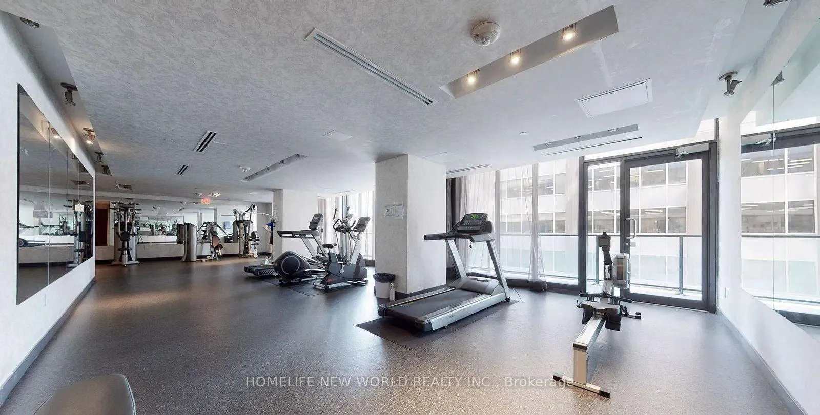 Photo 15 of Unit 3909, 426 University Avenue, Toronto, Kensington-Chinatown — HOMEH