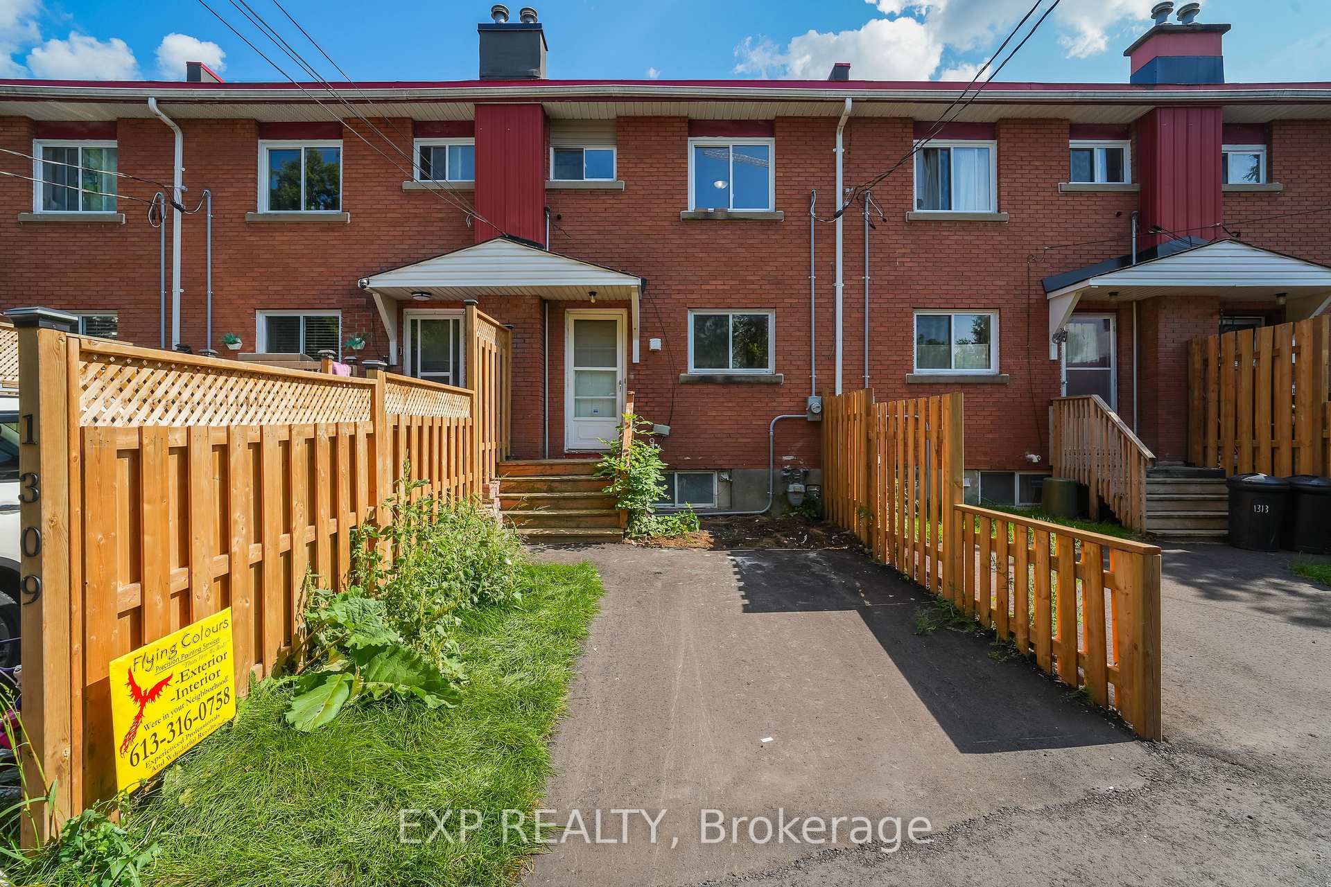 Photo 15 of 1309 Coldrey Avenue, Ottawa, Carlington — HOMEH