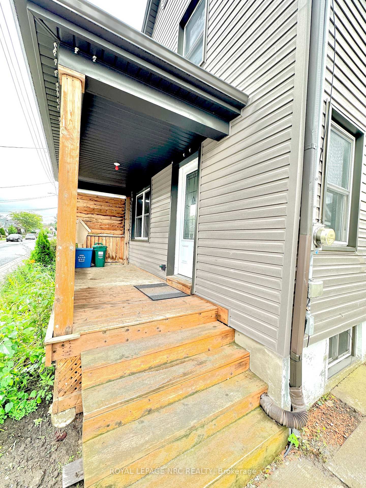 Photo 13 of 29 Wilson Street, St. Catharines, Downtown — HOMEH