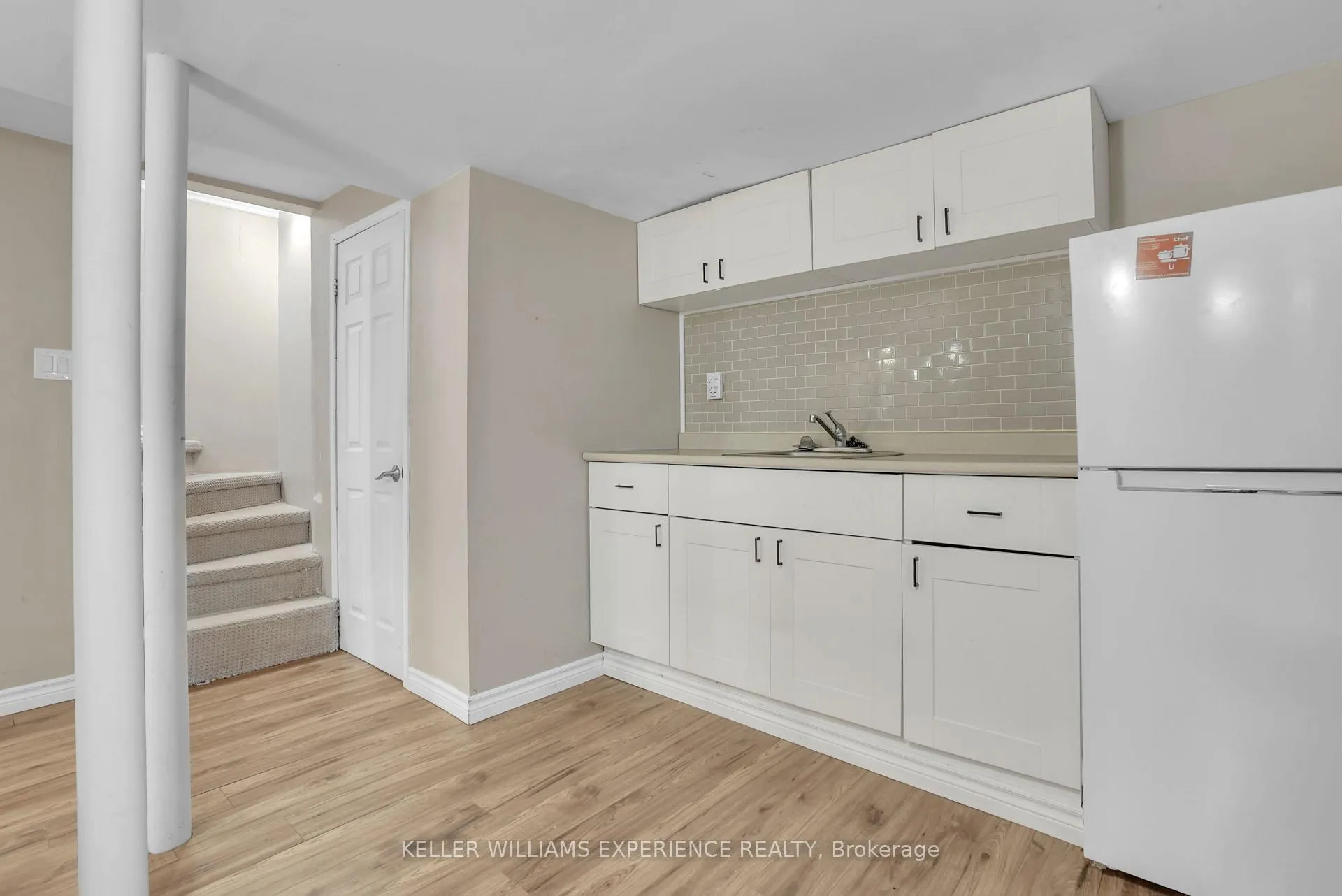 Photo 15 of 24 Lindsay Court, Barrie, Cundles East — HOMEH