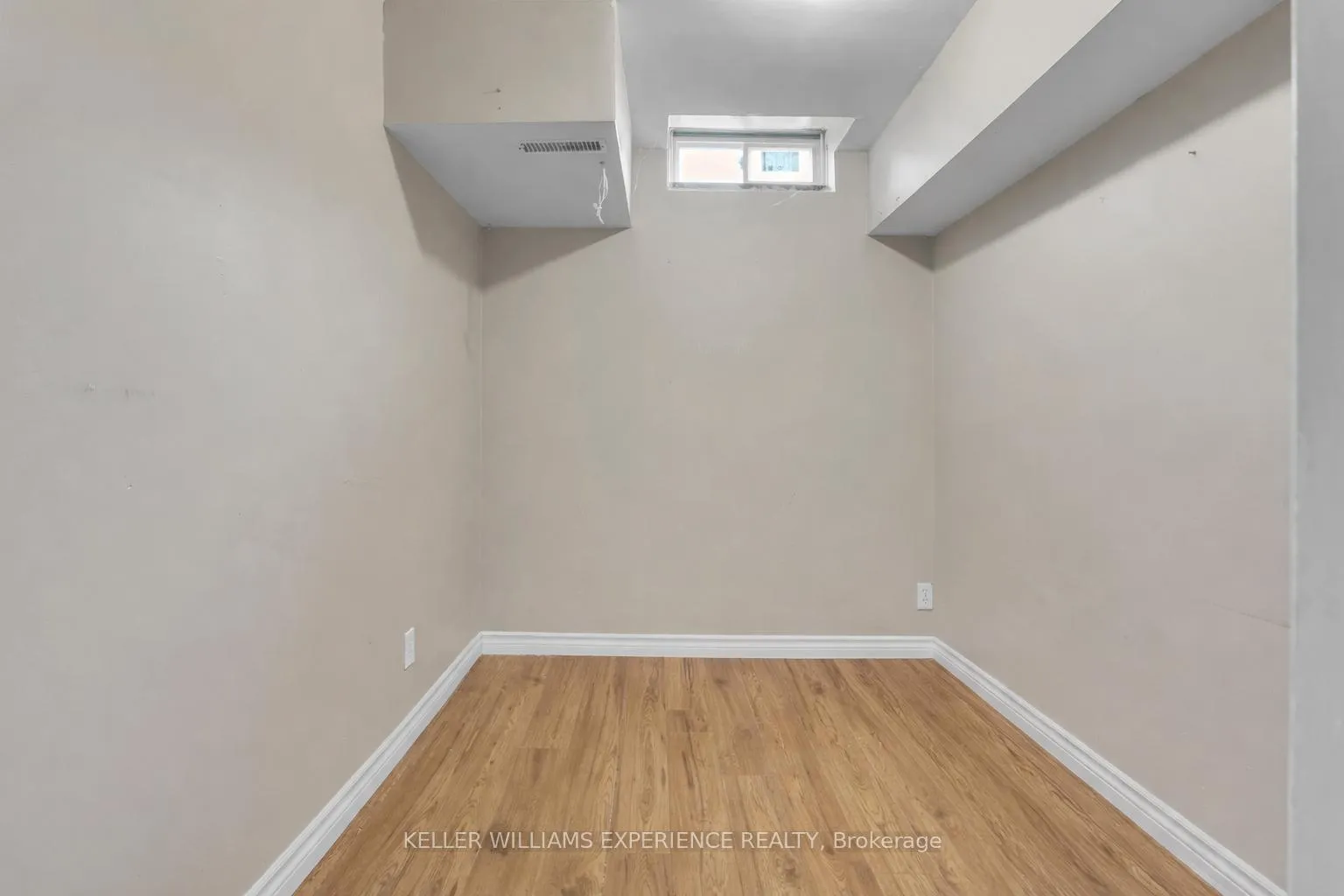 Photo 19 of 24 Lindsay Court, Barrie, Cundles East — HOMEH