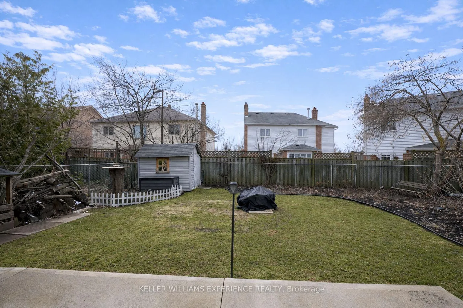 Photo 22 of 24 Lindsay Court, Barrie, Cundles East — HOMEH
