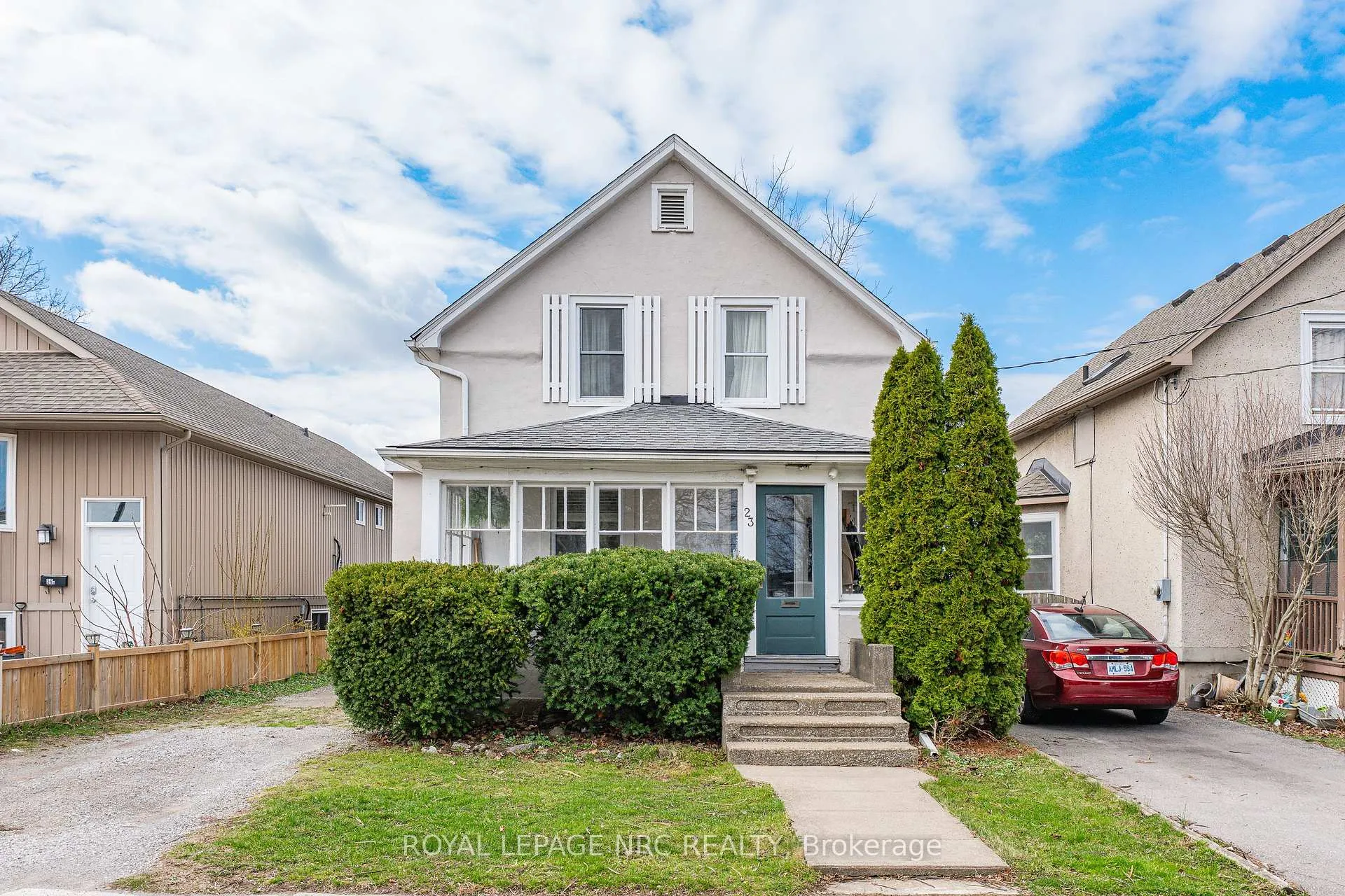 Photo 1 of 23 Pinecrest Avenue, St. Catharines, Burleigh Hill — HOMEH