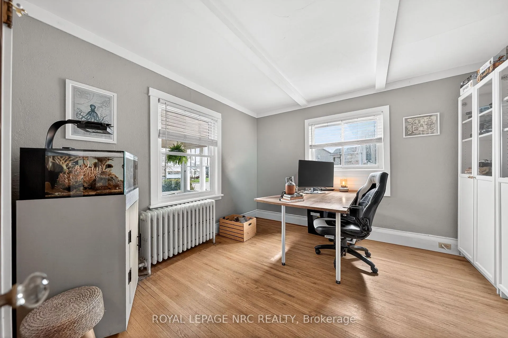 Photo 21 of 23 Pinecrest Avenue, St. Catharines, Burleigh Hill — HOMEH