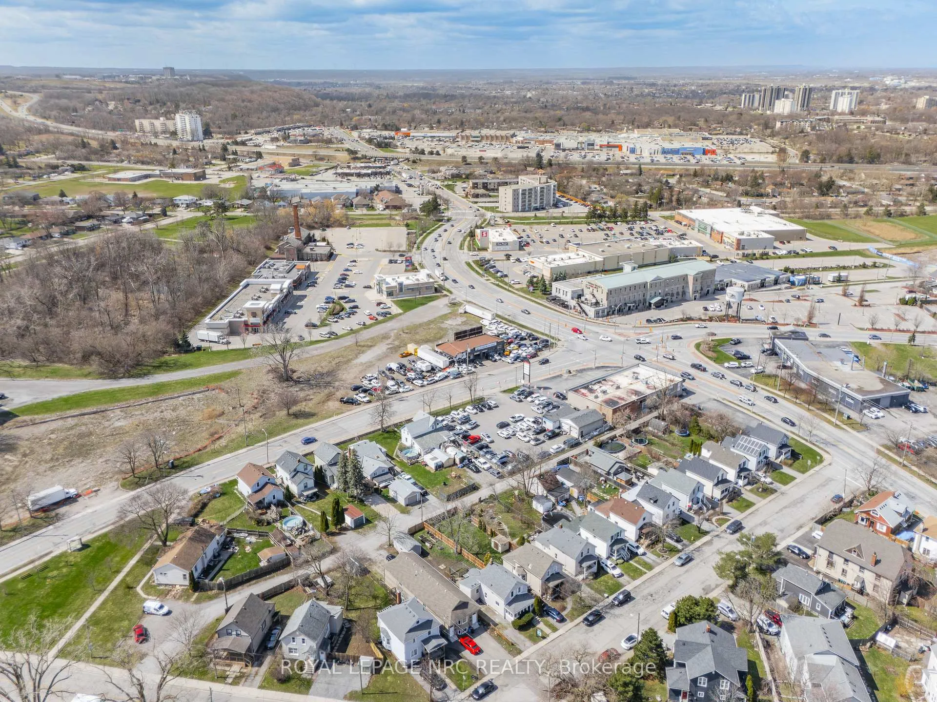Photo 47 of 23 Pinecrest Avenue, St. Catharines, Burleigh Hill — HOMEH