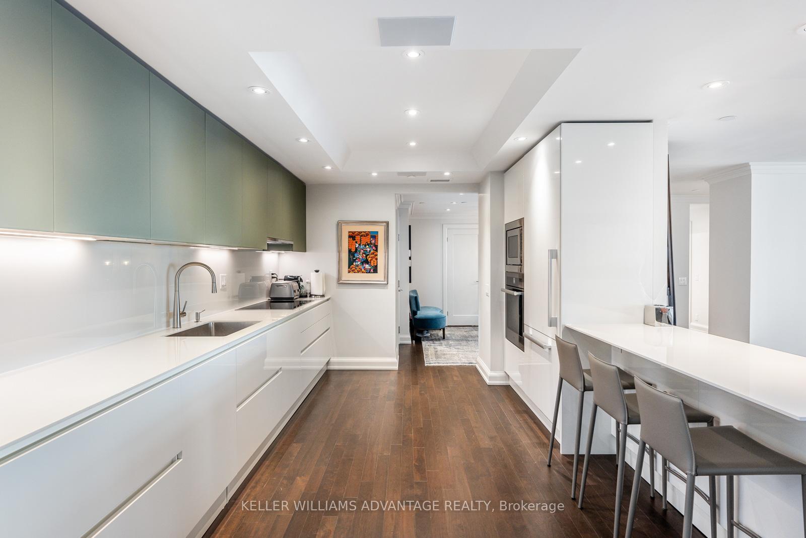 Photo 6 of Unit 905/906, 211 Queens Quay, Toronto, Waterfront Communities — HOMEH