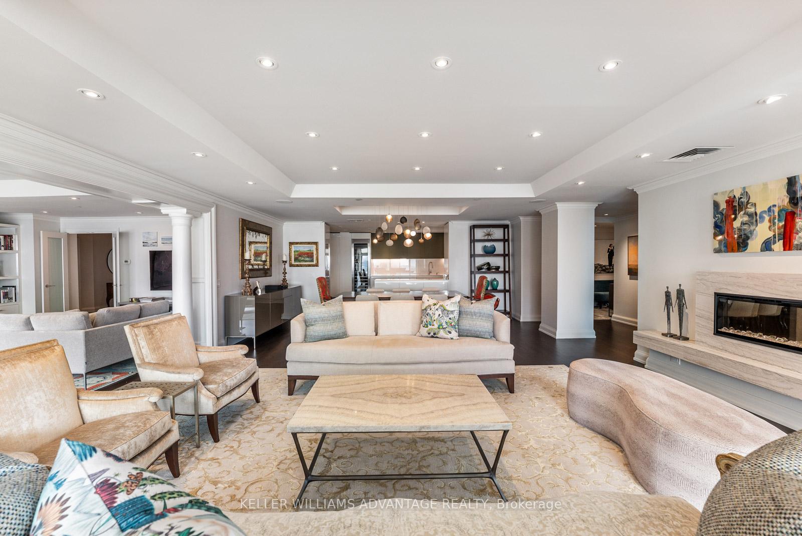 Photo 14 of Unit 905/906, 211 Queens Quay, Toronto, Waterfront Communities — HOMEH