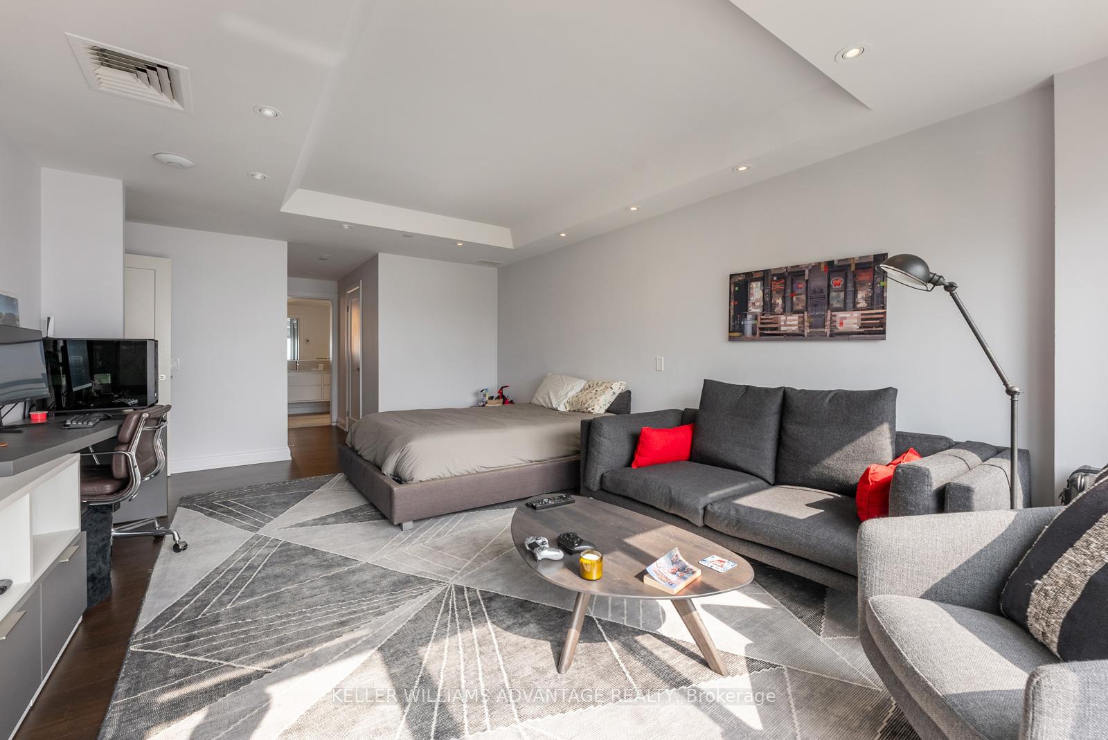 Photo 36 of Unit 905/906, 211 Queens Quay, Toronto, Waterfront Communities — HOMEH