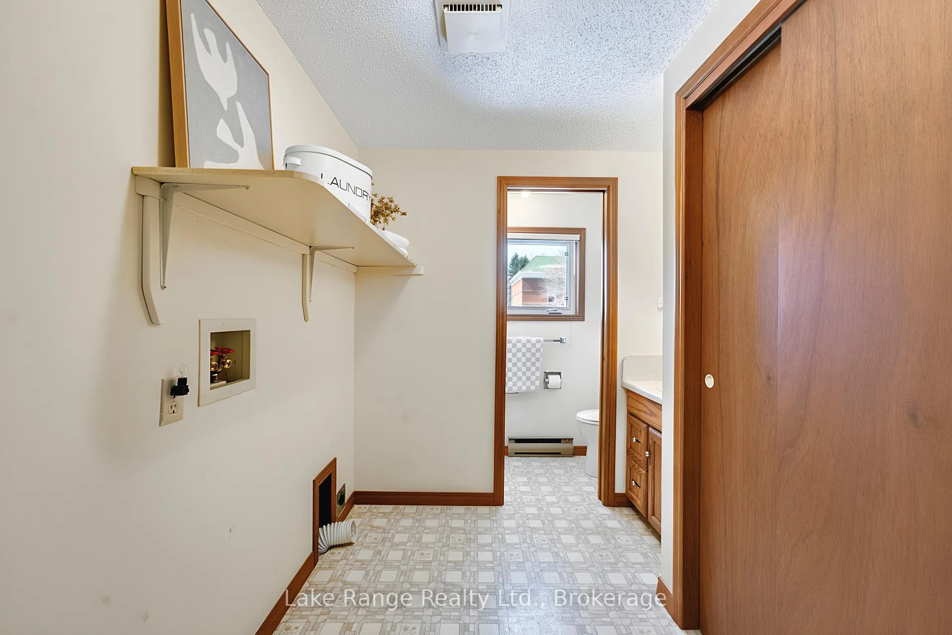 Photo 11 of 486 Havelock Street, Huron-Kinloss, Lucknow — HOMEH