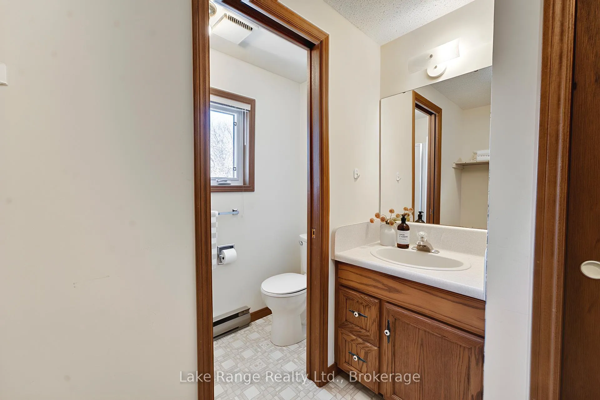 Photo 12 of 486 Havelock Street, Huron-Kinloss, Lucknow — HOMEH
