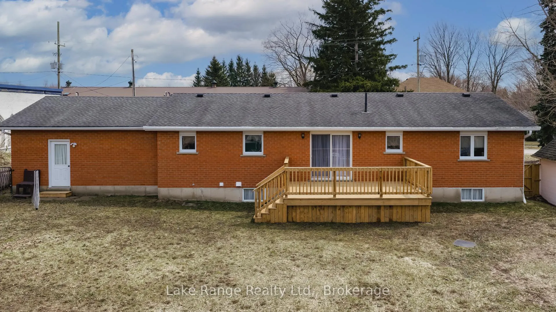 Photo 18 of 486 Havelock Street, Huron-Kinloss, Lucknow — HOMEH