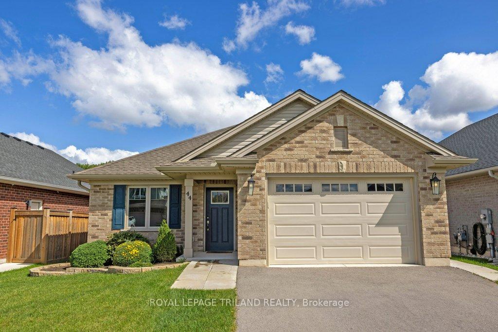 Photo 1 of 44 Foxtail Lane, St. Thomas — HOMEH