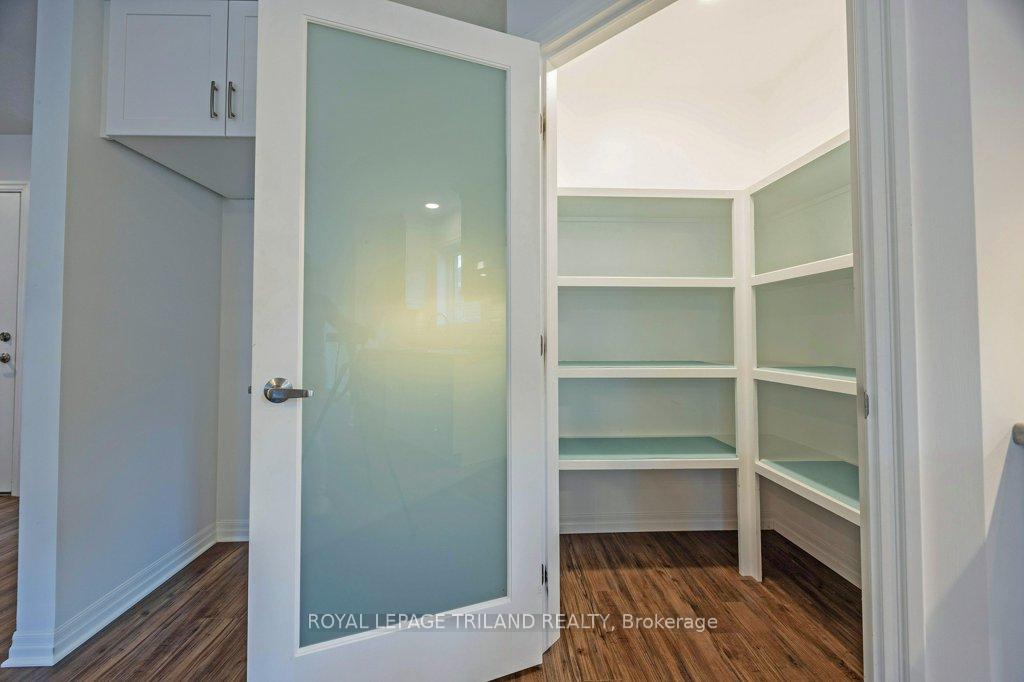 Photo 11 of 44 Foxtail Lane, St. Thomas — HOMEH
