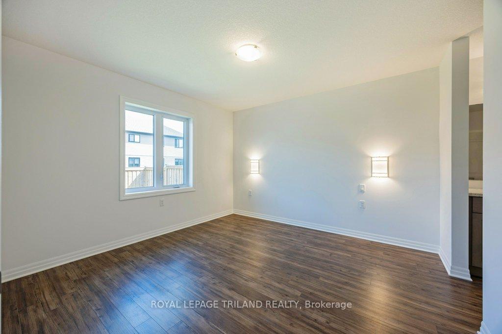 Photo 14 of 44 Foxtail Lane, St. Thomas — HOMEH