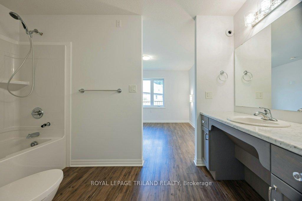Photo 16 of 44 Foxtail Lane, St. Thomas — HOMEH