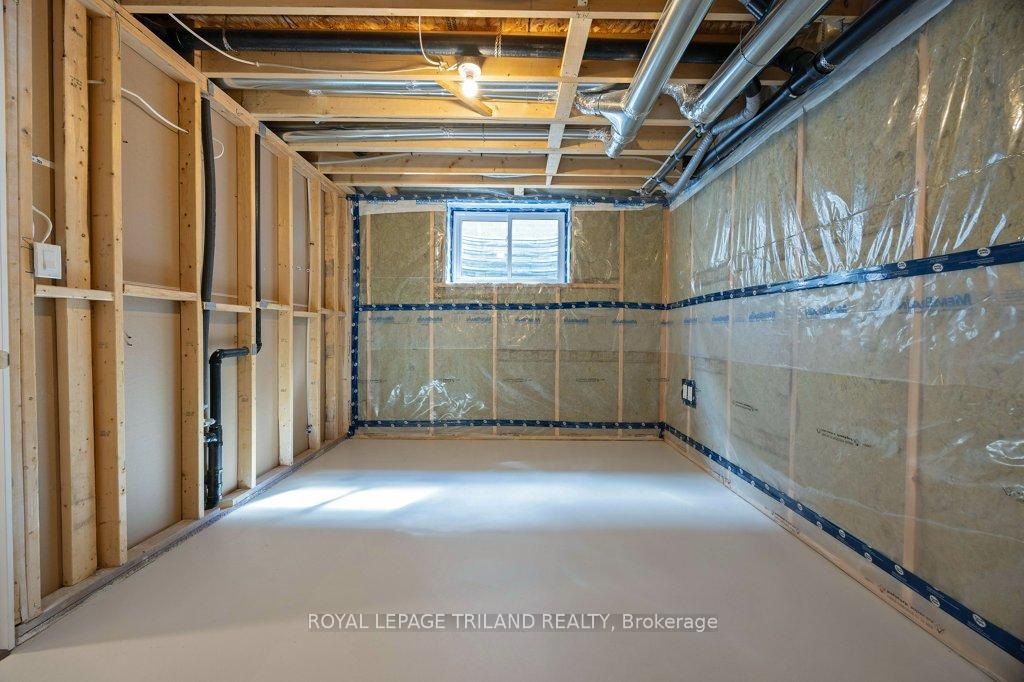 Photo 21 of 44 Foxtail Lane, St. Thomas — HOMEH