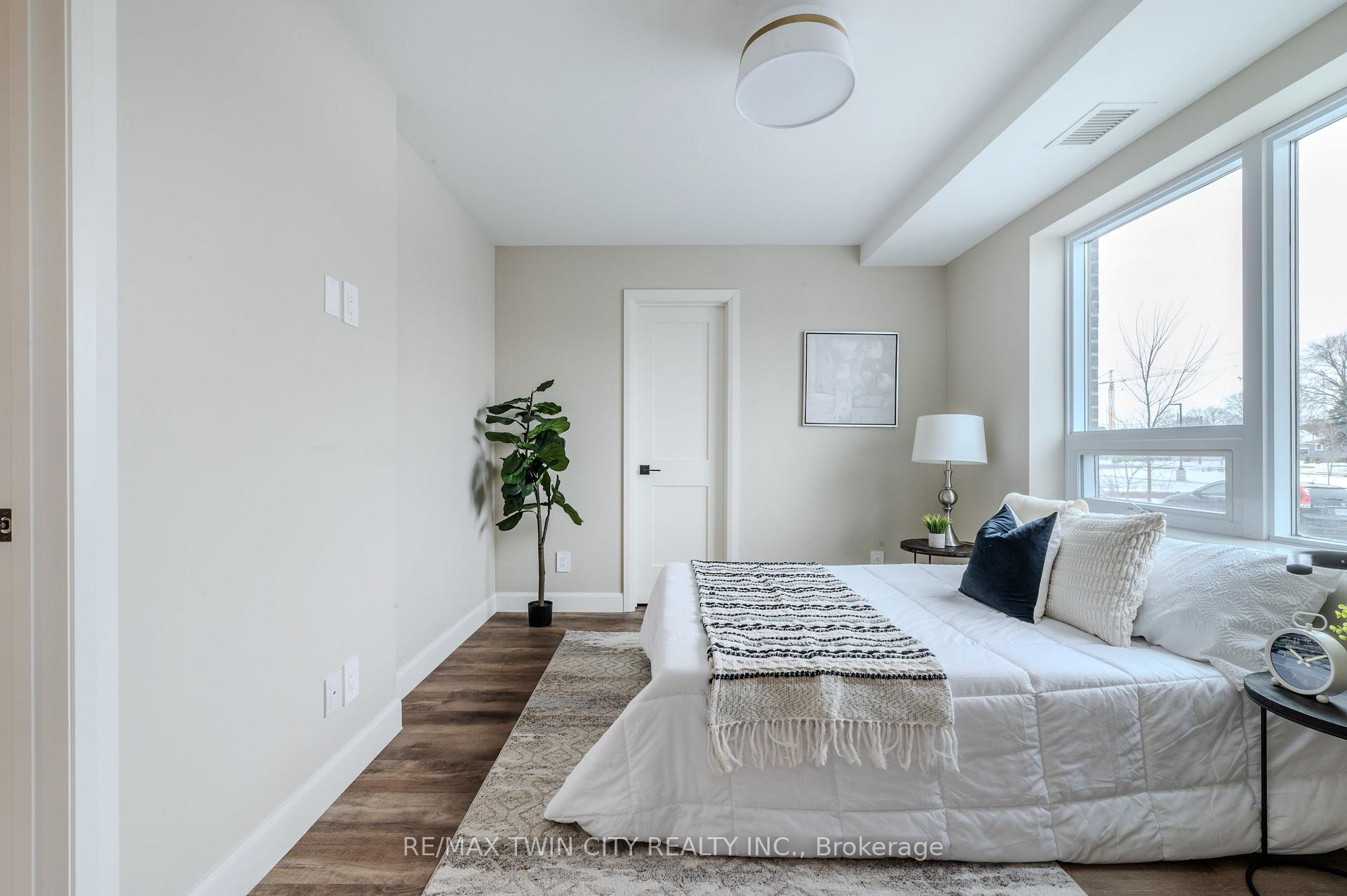 Photo 6 of Unit 101, 34 Norman Street, Brant, Brantford Twp — HOMEH