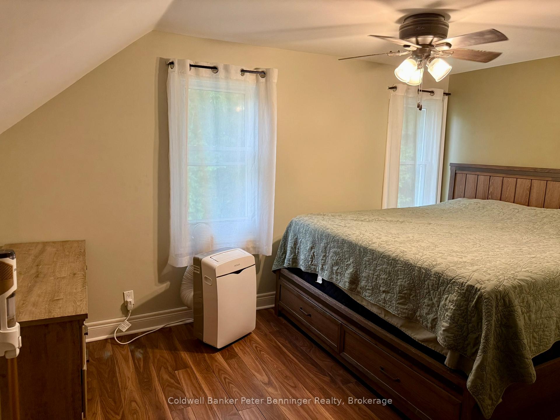 Photo 17 of 26 Yonge Street N, Brockton — HOMEH
