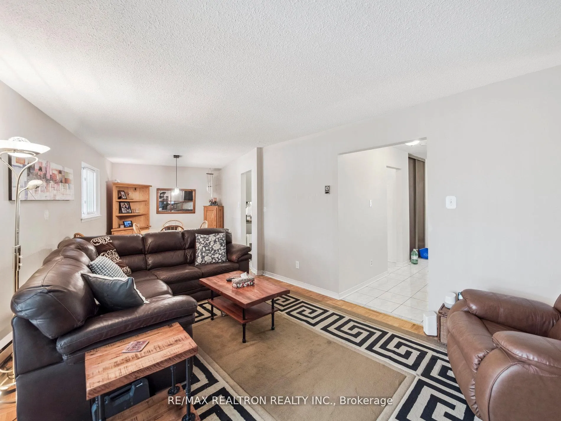 Photo 14 of 26 Gordon Way, Markham, Aileen-Willowbrook — HOMEH
