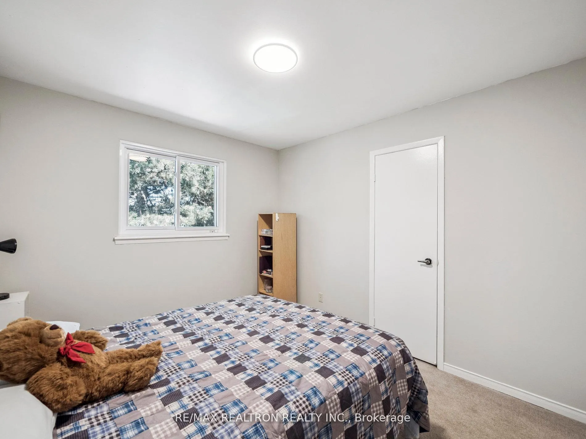 Photo 23 of 26 Gordon Way, Markham, Aileen-Willowbrook — HOMEH