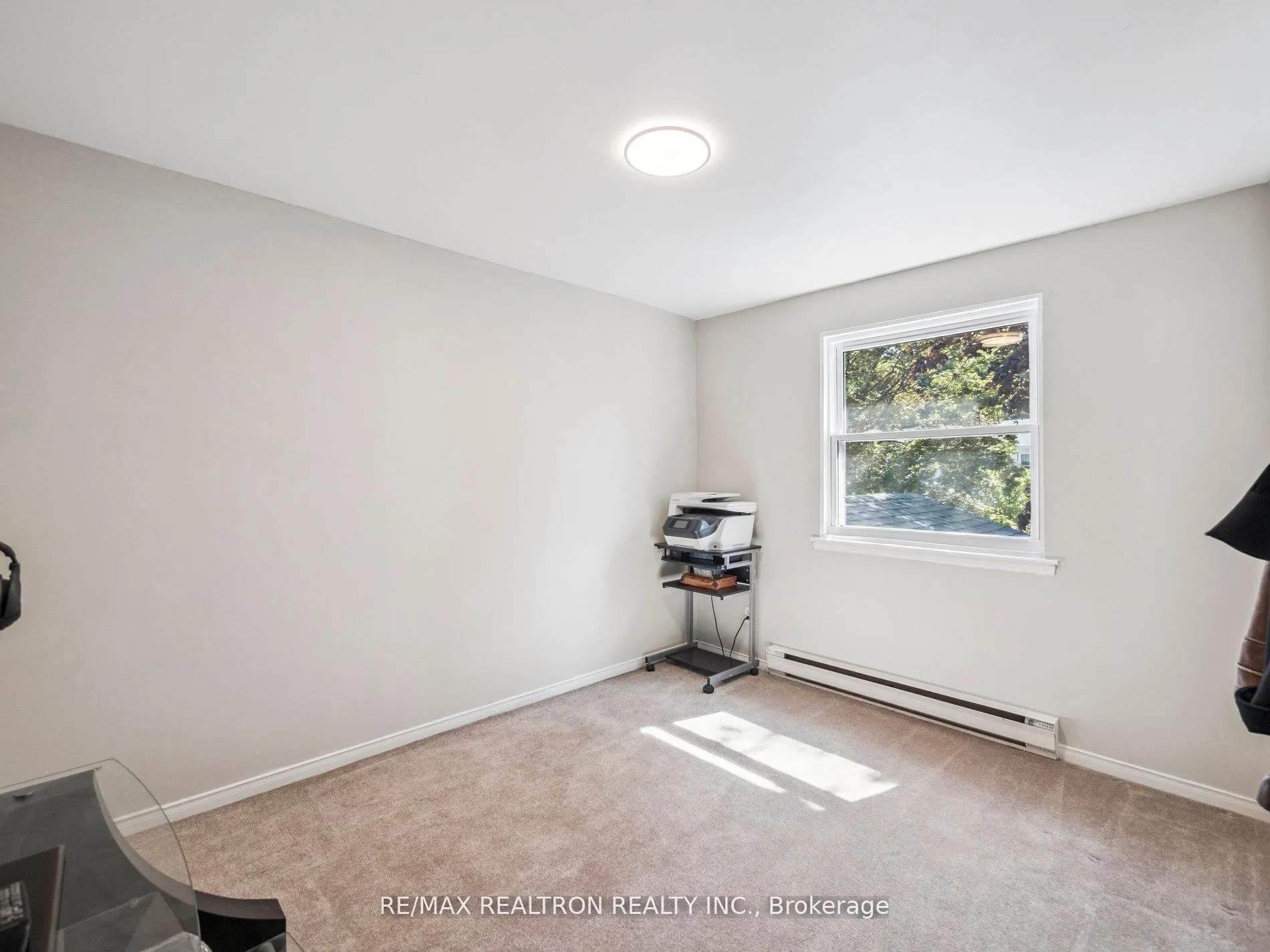 Photo 24 of 26 Gordon Way, Markham, Aileen-Willowbrook — HOMEH