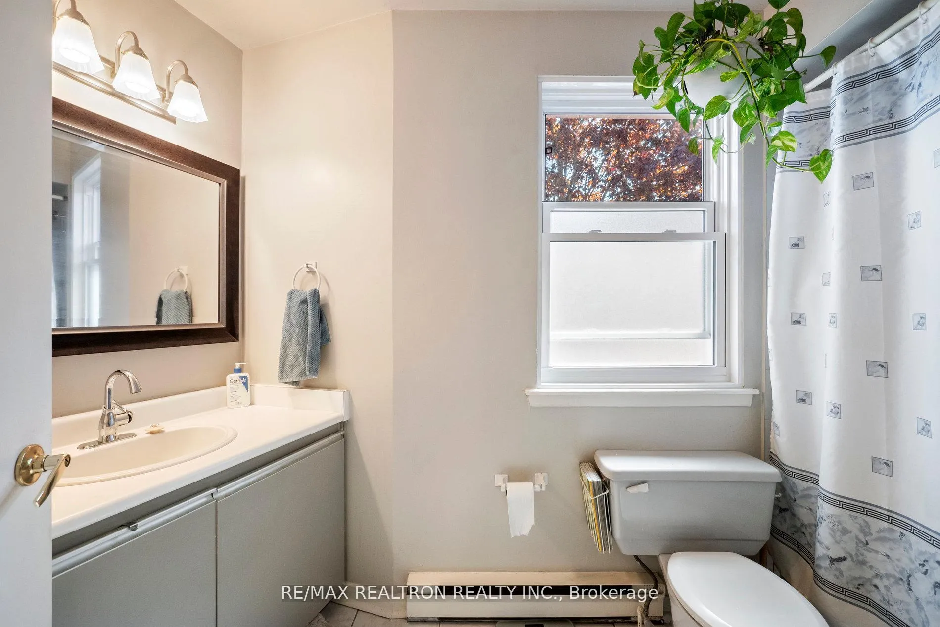 Photo 31 of 26 Gordon Way, Markham, Aileen-Willowbrook — HOMEH