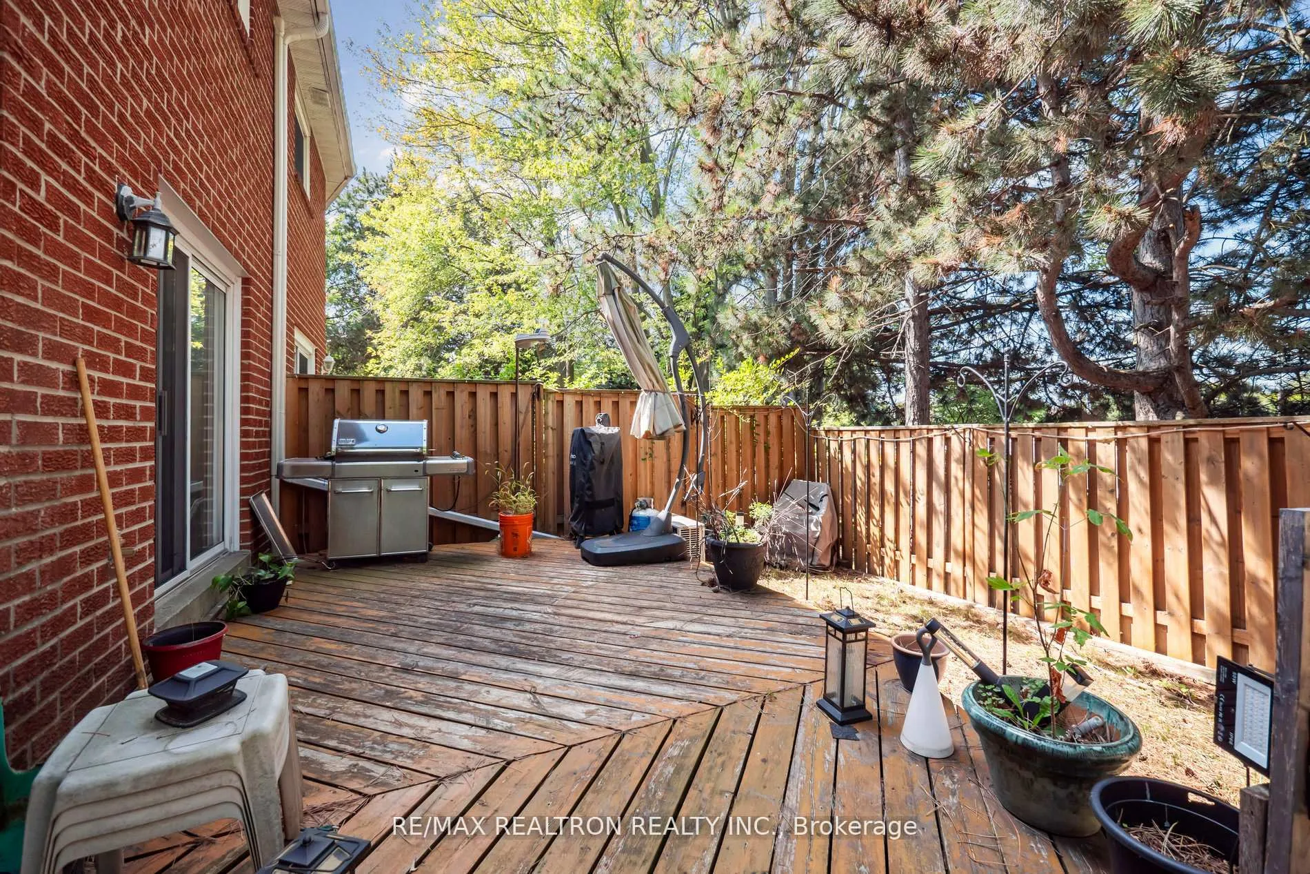 Photo 38 of 26 Gordon Way, Markham, Aileen-Willowbrook — HOMEH