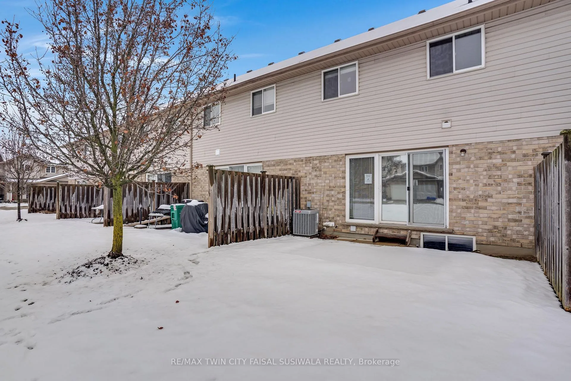 Photo 24 of 310 Fallowfield Drive, Kitchener, Country Hills East — HOMEH