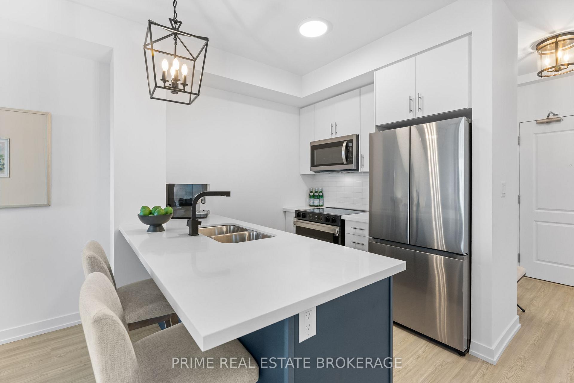 Photo 7 of Unit 711, 460 Dundas Street E, Hamilton, Waterdown — HOMEH
