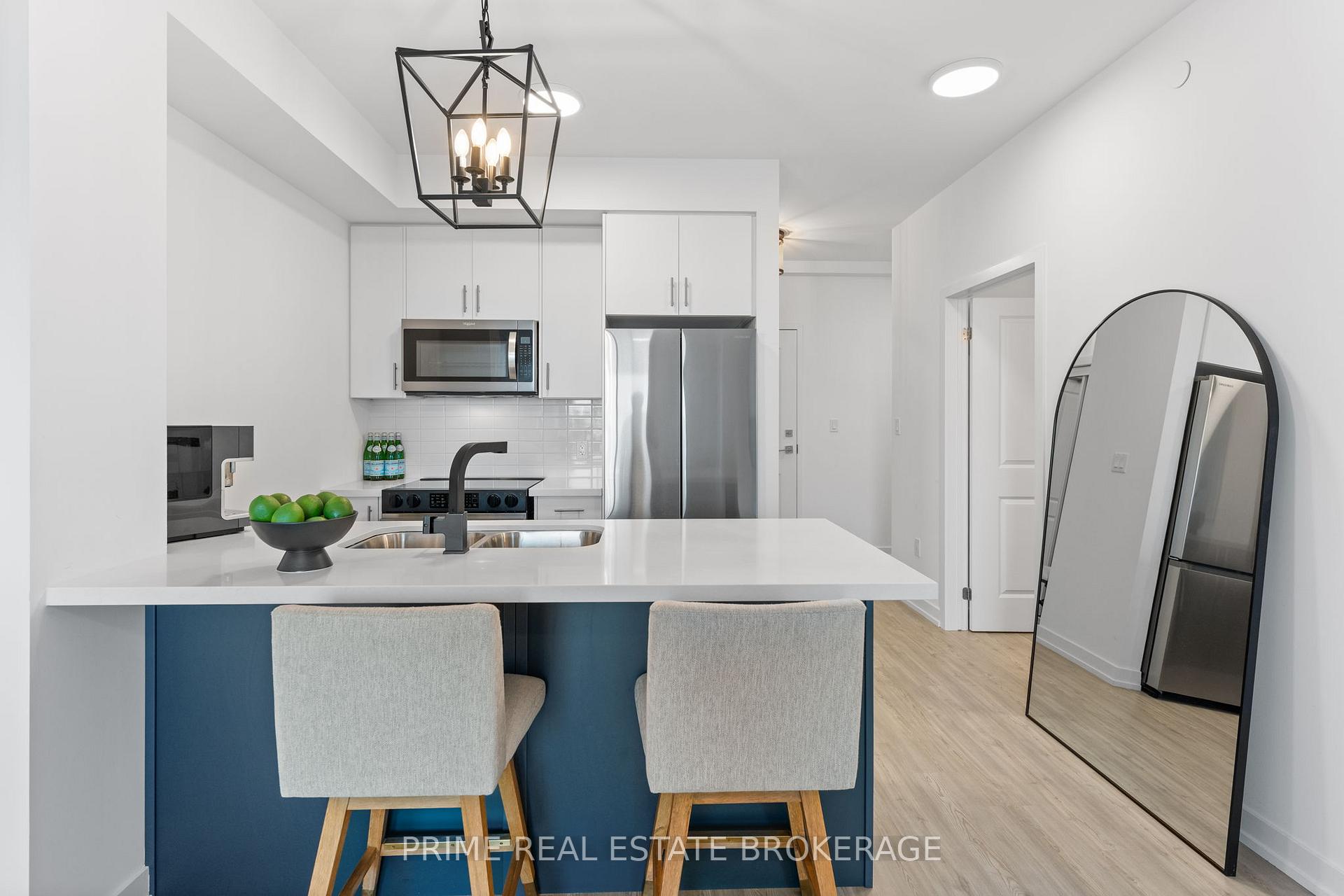 Photo 8 of Unit 711, 460 Dundas Street E, Hamilton, Waterdown — HOMEH