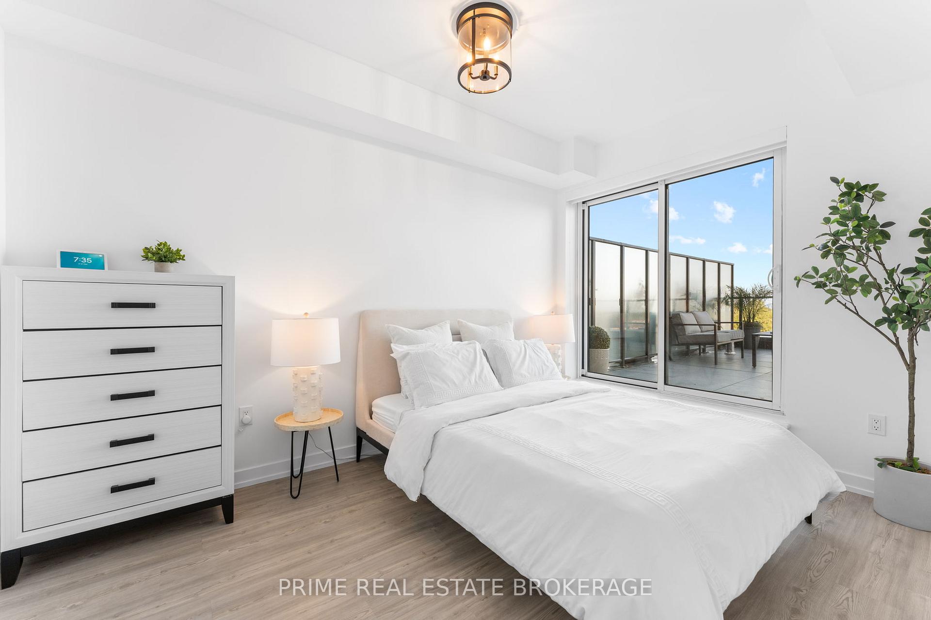 Photo 12 of Unit 711, 460 Dundas Street E, Hamilton, Waterdown — HOMEH