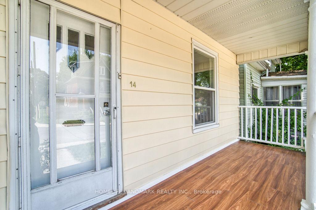 Photo 3 of 14 Arthur Avenue S, Hamilton, Gibson — HOMEH