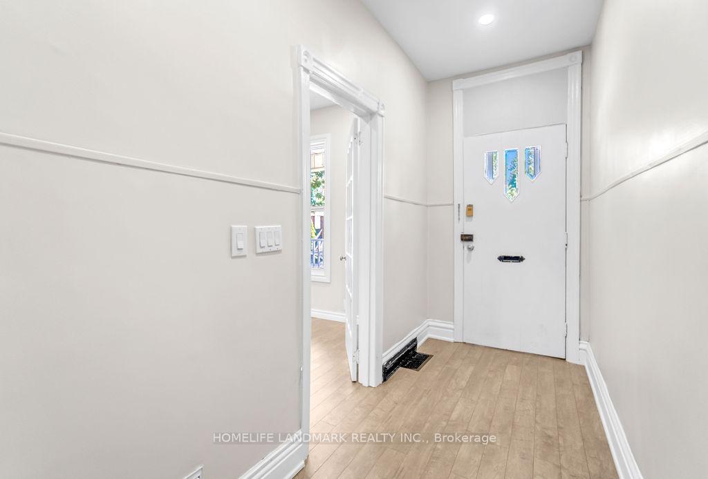 Photo 4 of 14 Arthur Avenue S, Hamilton, Gibson — HOMEH