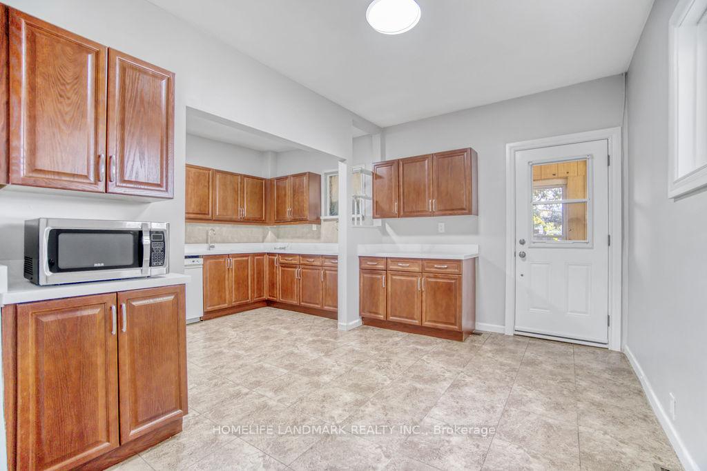 Photo 10 of 14 Arthur Avenue S, Hamilton, Gibson — HOMEH