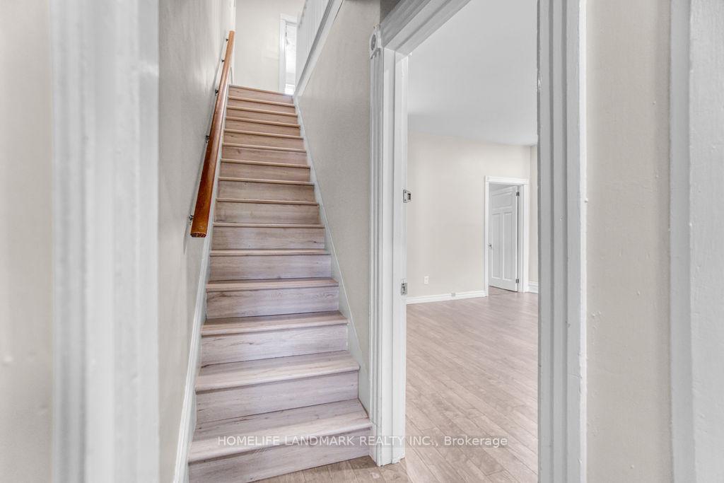 Photo 13 of 14 Arthur Avenue S, Hamilton, Gibson — HOMEH