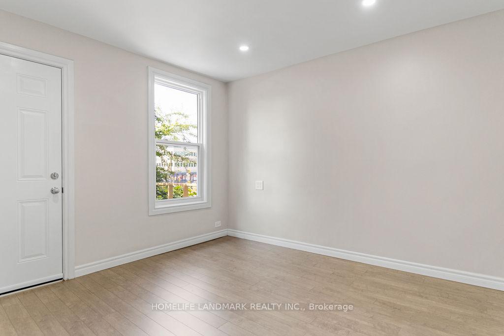 Photo 15 of 14 Arthur Avenue S, Hamilton, Gibson — HOMEH
