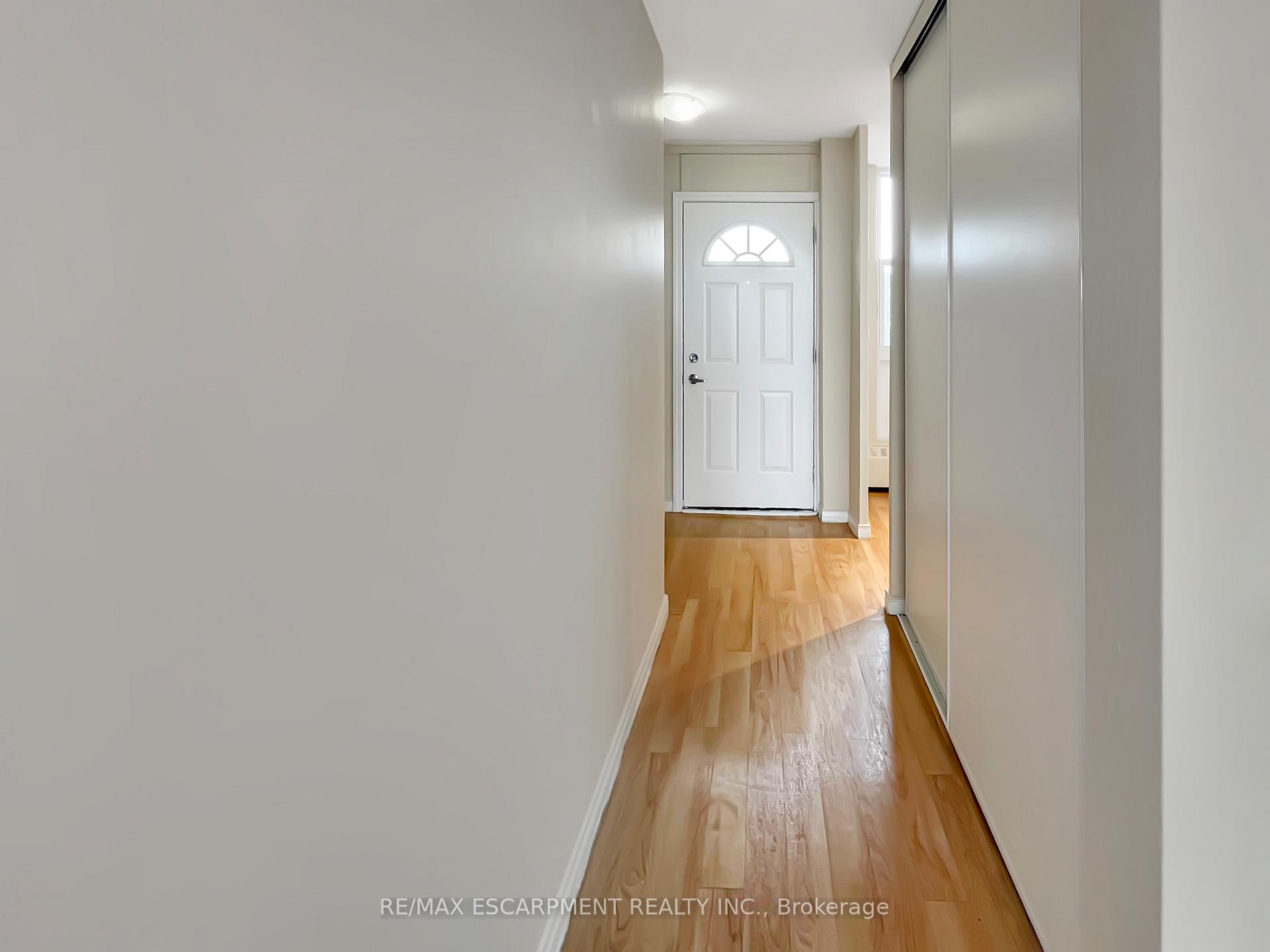 Photo 3 of Unit 712, 350 Quigley Road, Hamilton, Vincent — HOMEH